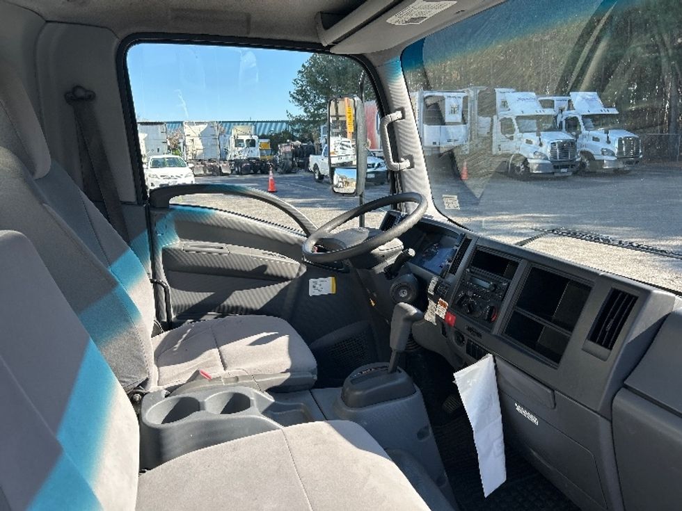Light Duty Box Truck-Light and Medium Duty Trucks-Isuzu-2020-NPR EFI-Chesapeake-VA-90,912\n\t\tmiles-$ 39,750 - Image 22