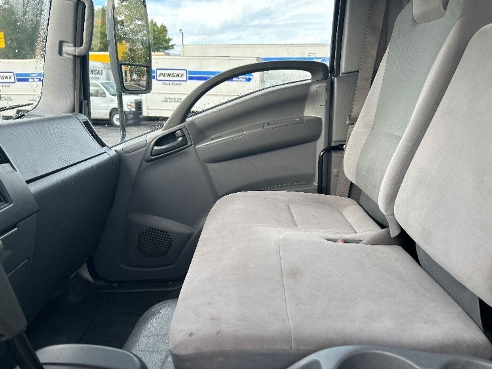 Light Duty Box Truck-Light and Medium Duty Trucks-Isuzu-2020-NPR EFI-Chicopee-MA-110,542\n\t\tmiles-$ 35,000 - Image 19