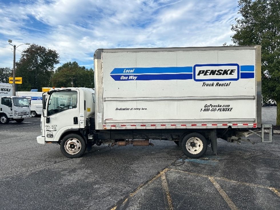 Light Duty Box Truck-Light and Medium Duty Trucks-Isuzu-2020-NPR EFI-Chicopee-MA-110,542\n\t\tmiles-$ 35,000 - Image 4