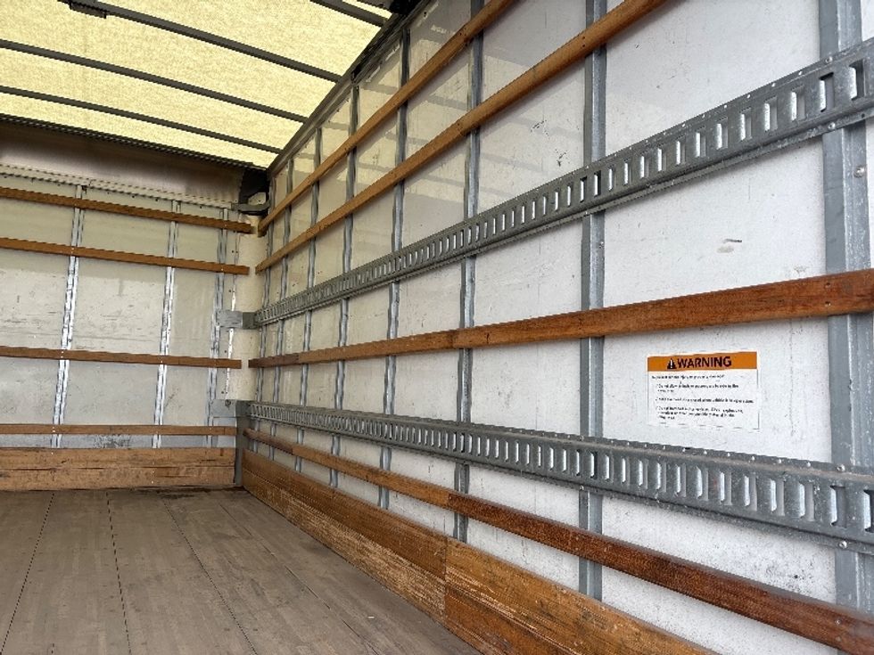Light Duty Box Truck-Light and Medium Duty Trucks-Isuzu-2020-NPR EFI-Columbus-OH-65,533\n\t\tmiles-$ 38,500 - Image 12
