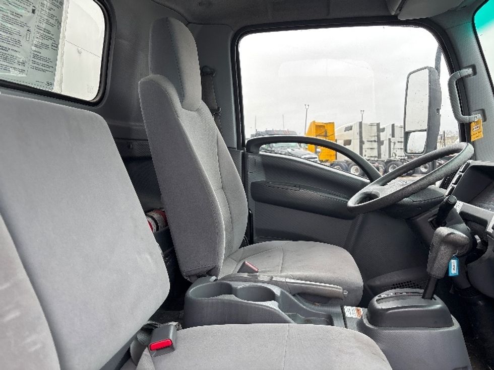 Light Duty Box Truck-Light and Medium Duty Trucks-Isuzu-2020-NPR EFI-Columbus-OH-65,533\n\t\tmiles-$ 38,500 - Image 22