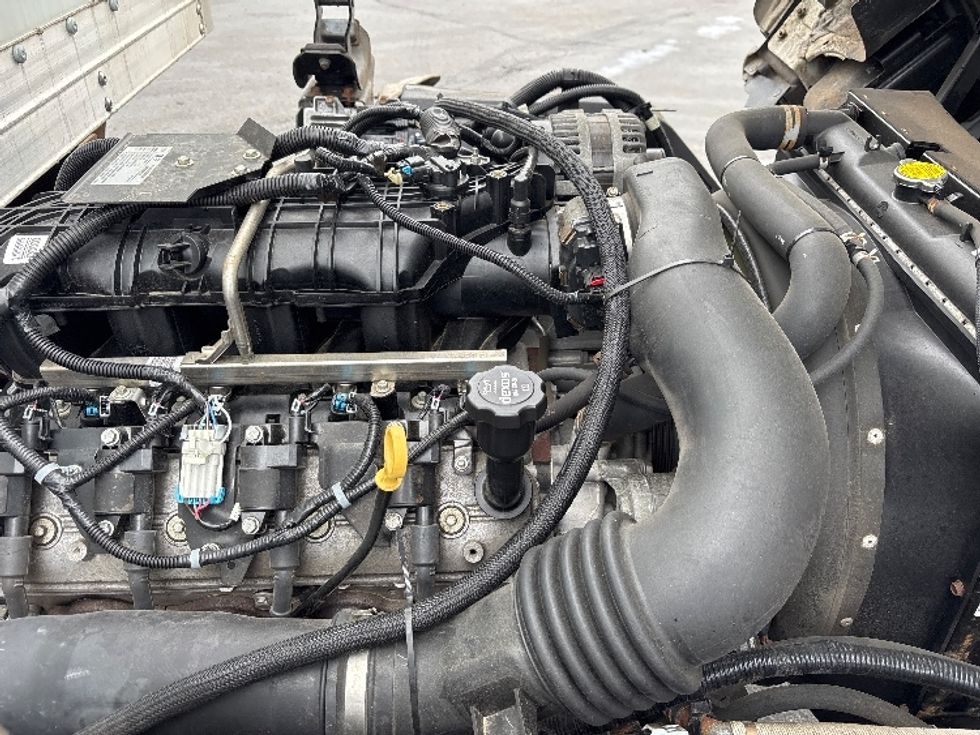 Light Duty Box Truck-Light and Medium Duty Trucks-Isuzu-2020-NPR EFI-Columbus-OH-65,533\n\t\tmiles-$ 38,500 - Image 23
