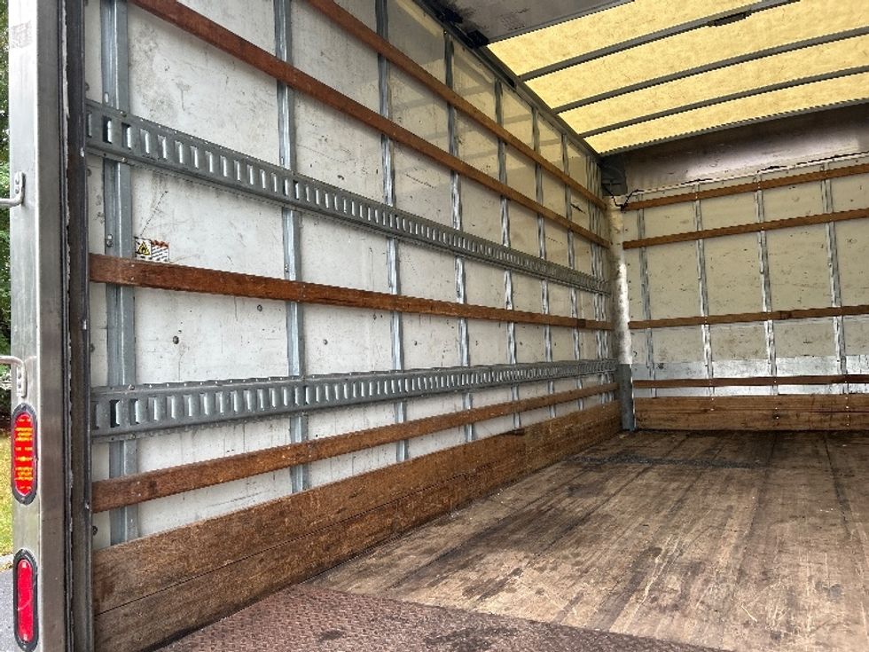 Light Duty Box Truck-Light and Medium Duty Trucks-Isuzu-2020-NPR EFI-Dayton-NJ-107,705\n\t\tmiles-$ 36,250 - Image 11