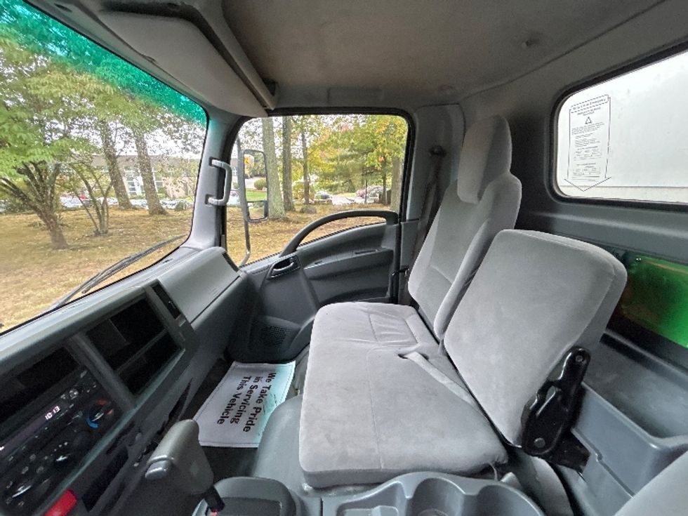 Light Duty Box Truck-Light and Medium Duty Trucks-Isuzu-2020-NPR EFI-Dayton-NJ-107,705\n\t\tmiles-$ 36,250 - Image 16