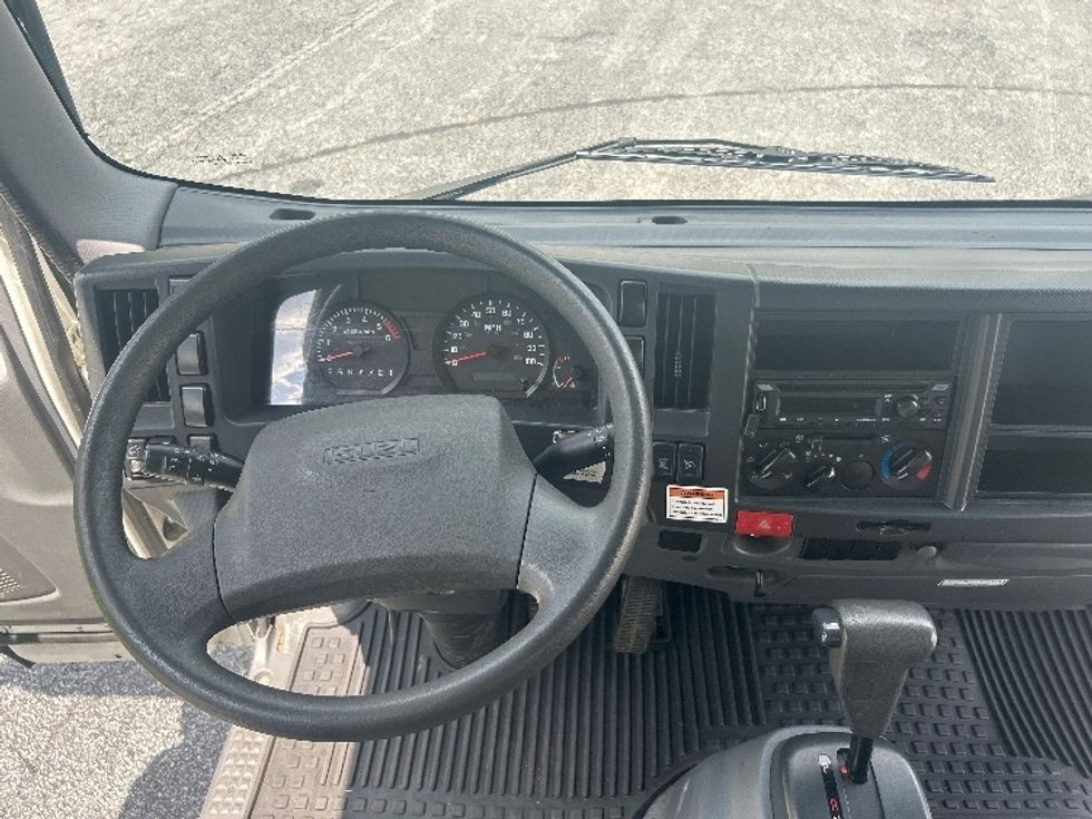 Light Duty Box Truck-Light and Medium Duty Trucks-Isuzu-2020-NPR EFI-Duluth-GA-121,897\n\t\tmiles-$ 38,000 - Image 18