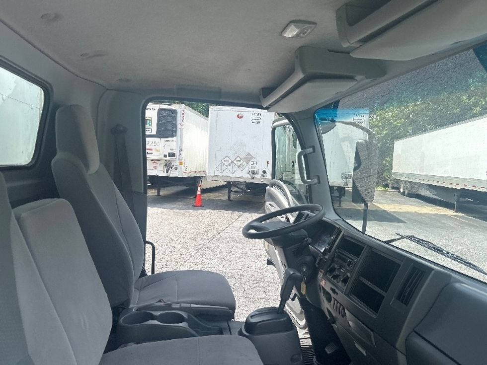 Light Duty Box Truck-Light and Medium Duty Trucks-Isuzu-2020-NPR EFI-Duluth-GA-121,897\n\t\tmiles-$ 38,000 - Image 22