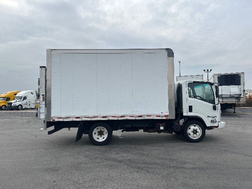 Light Duty Box Truck-Light and Medium Duty Trucks-Isuzu-2020-NPR EFI-East Chicago-IN-103,000\n\t\tmiles-$ 34,250 - Image 15