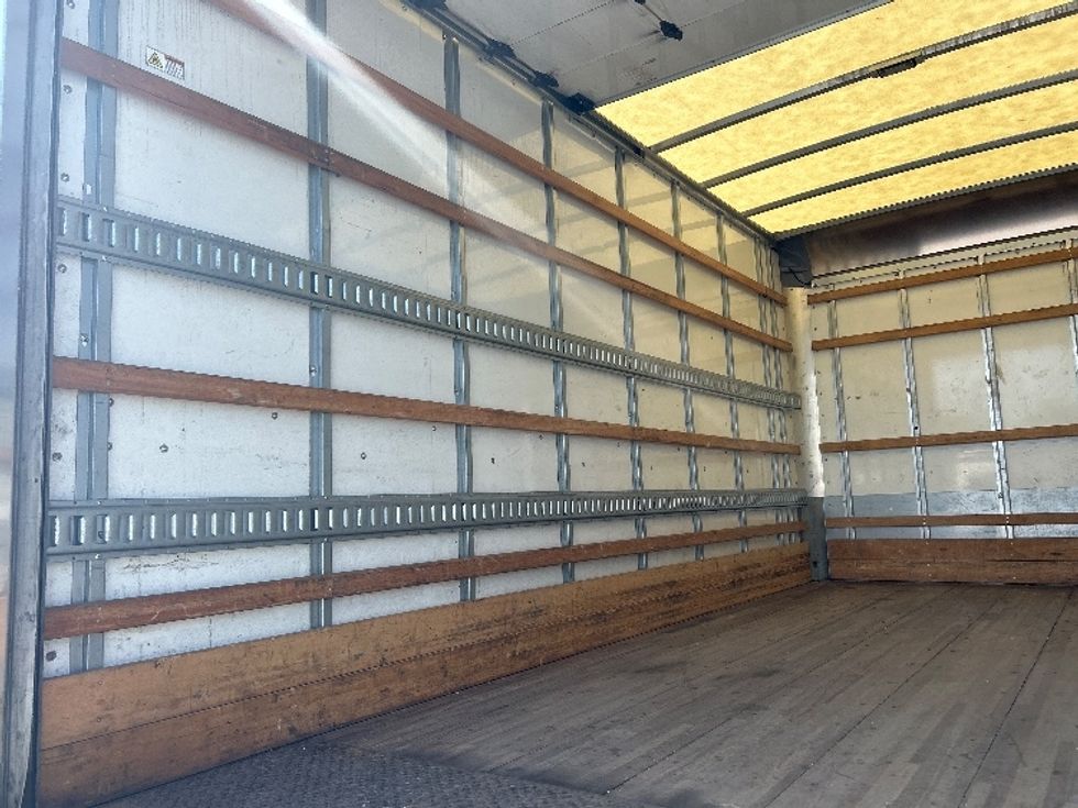 Light Duty Box Truck-Light and Medium Duty Trucks-Isuzu-2020-NPR EFI-East Chicago-IN-76,746\n\t\tmiles-$ 38,250 - Image 11