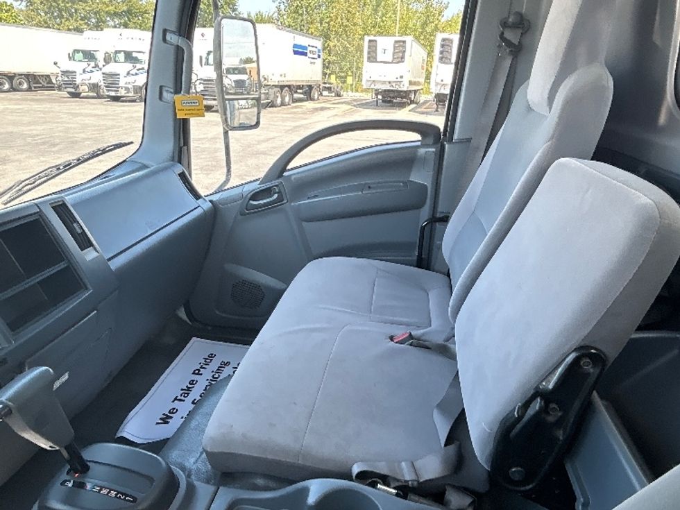 Light Duty Box Truck-Light and Medium Duty Trucks-Isuzu-2020-NPR EFI-East Chicago-IN-76,746\n\t\tmiles-$ 38,250 - Image 19