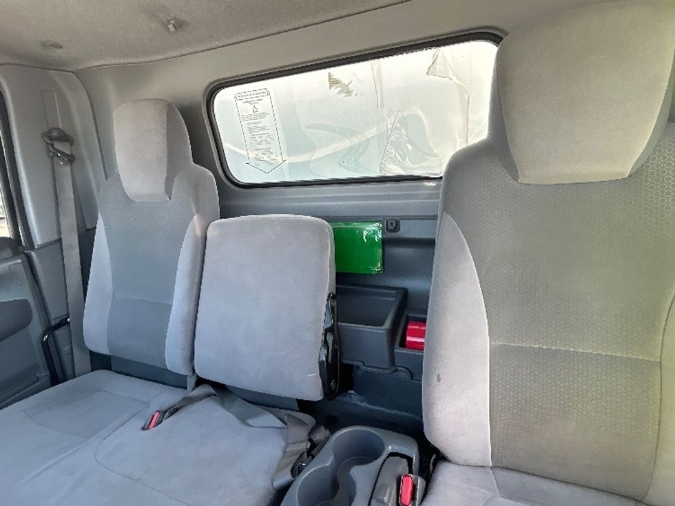 Light Duty Box Truck-Light and Medium Duty Trucks-Isuzu-2020-NPR EFI-East Chicago-IN-76,746\n\t\tmiles-$ 38,250 - Image 25