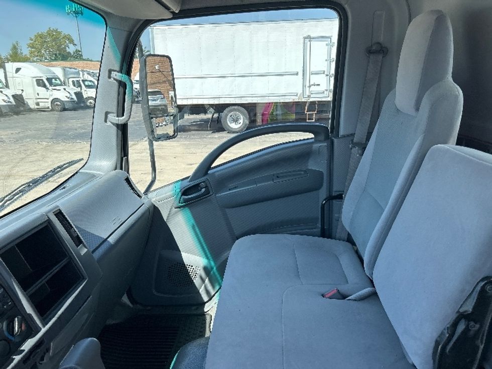 Light Duty Box Truck-Light and Medium Duty Trucks-Isuzu-2020-NPR EFI-East Chicago-IN-88,422\n\t\tmiles-$ 37,000 - Image 19