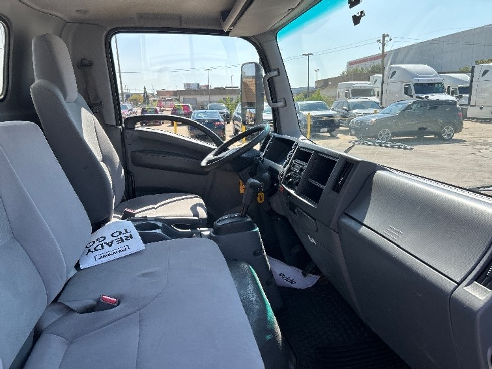 Light Duty Box Truck-Light and Medium Duty Trucks-Isuzu-2020-NPR EFI-East Chicago-IN-88,422\n\t\tmiles-$ 37,000 - Image 22