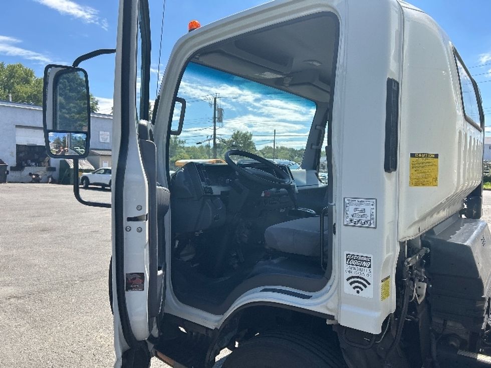 Light Duty Box Truck-Light and Medium Duty Trucks-Isuzu-2020-NPR EFI-Elmsford-NY-93,921\n\t\tmiles-$ 38,250 - Image 16