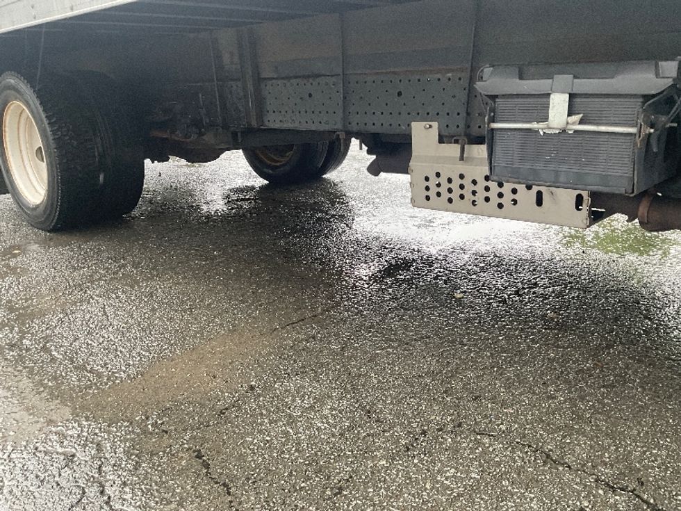 Light Duty Box Truck-Light and Medium Duty Trucks-Isuzu-2020-NPR EFI-Elmsford-NY-97,500\n\t\tmiles-$ 38,000 - Image 14