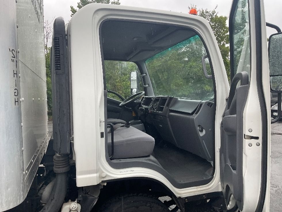 Light Duty Box Truck-Light and Medium Duty Trucks-Isuzu-2020-NPR EFI-Elmsford-NY-97,500\n\t\tmiles-$ 38,000 - Image 20