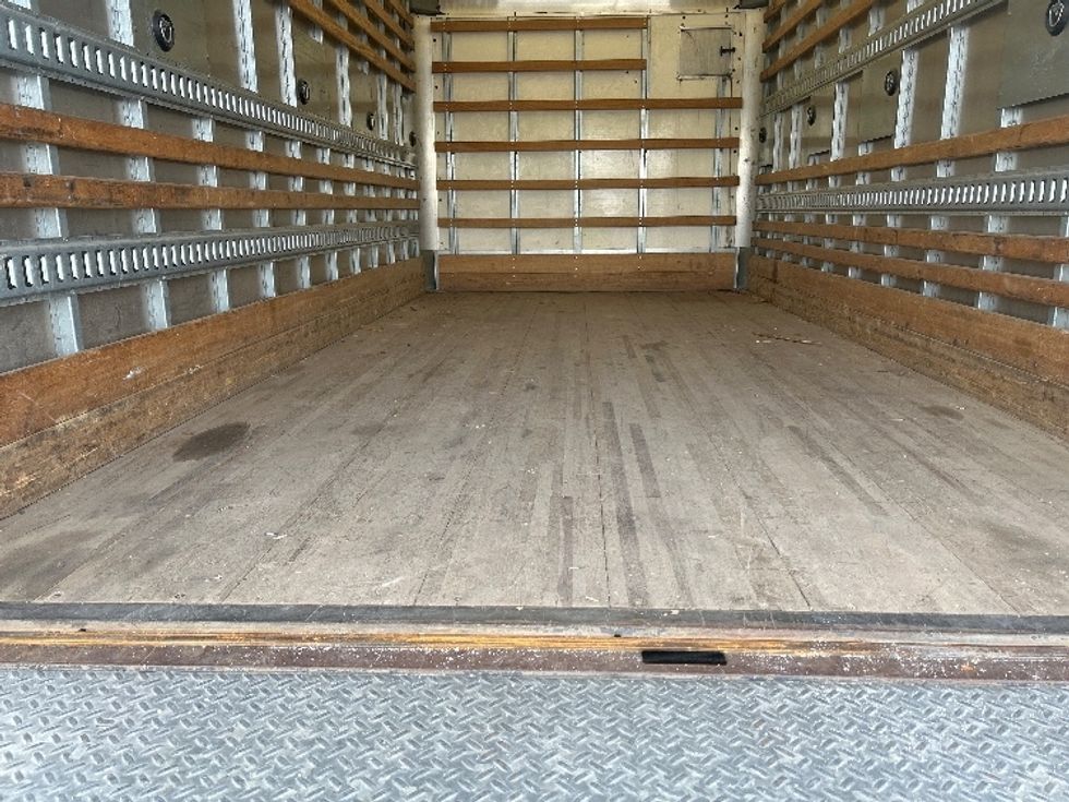 Light Duty Box Truck-Light and Medium Duty Trucks-Isuzu-2020-NPR EFI-Essex-MD-88,256\n\t\tmiles-$ 40,750 - Image 10