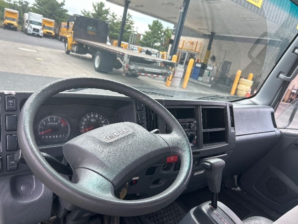 Light Duty Box Truck-Light and Medium Duty Trucks-Isuzu-2020-NPR EFI-Essex-MD-88,256\n\t\tmiles-$ 40,750 - Image 17