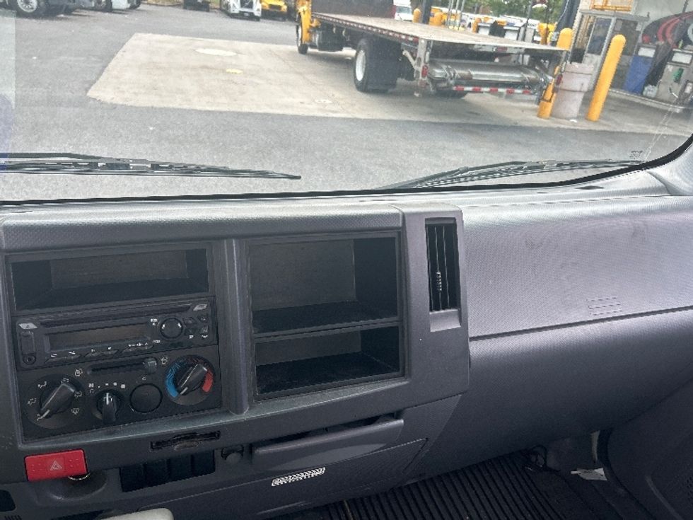 Light Duty Box Truck-Light and Medium Duty Trucks-Isuzu-2020-NPR EFI-Essex-MD-88,256\n\t\tmiles-$ 40,750 - Image 21