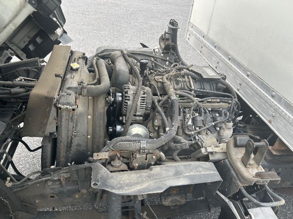 Light Duty Box Truck-Light and Medium Duty Trucks-Isuzu-2020-NPR EFI-Essex-MD-88,256\n\t\tmiles-$ 40,750 - Image 23