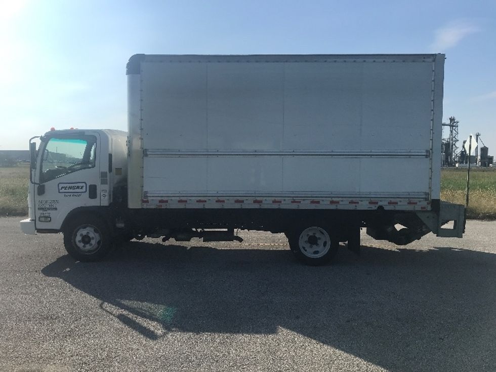 Light Duty Box Truck-Light and Medium Duty Trucks-Isuzu-2020-NPR EFI-Evansville-IN-103,960\n\t\tmiles-$ 35,500 - Image 4