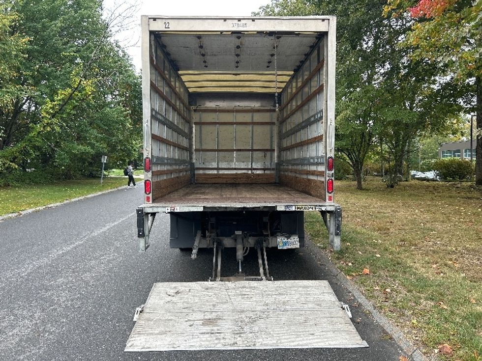 Light Duty Box Truck-Light and Medium Duty Trucks-Isuzu-2020-NPR EFI-Franklin-MA-103,953\n\t\tmiles-$ 35,500 - Image 9