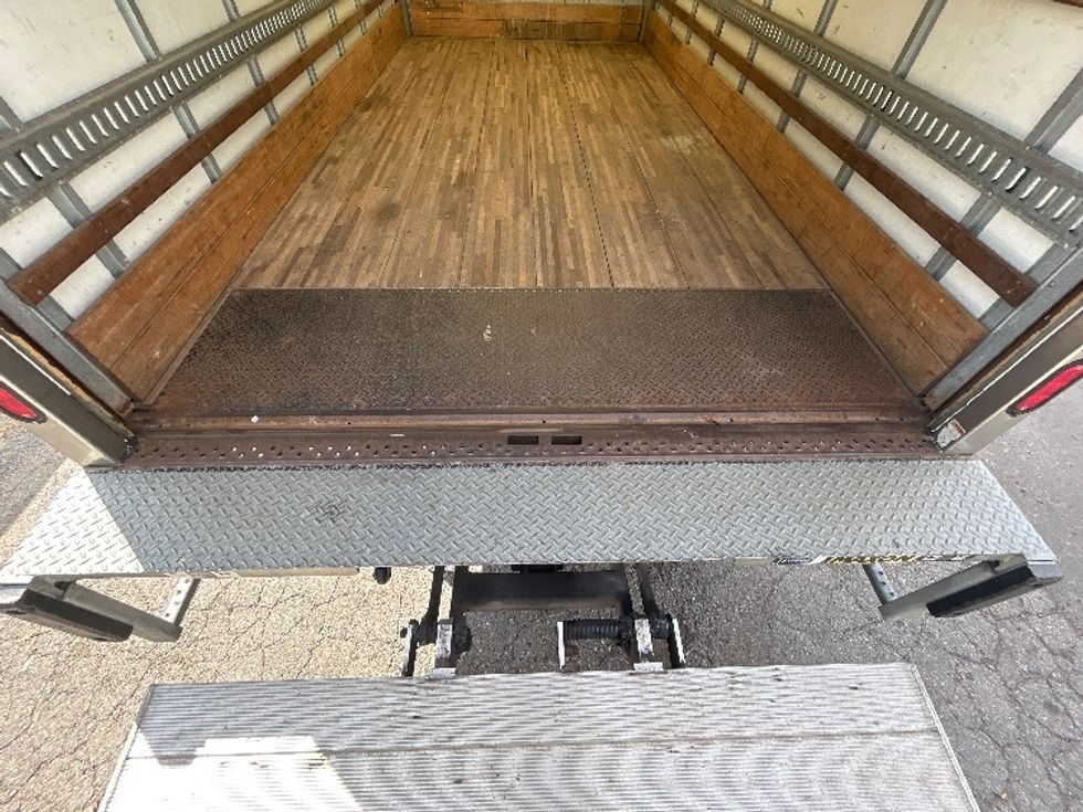 Light Duty Box Truck-Light and Medium Duty Trucks-Isuzu-2020-NPR EFI-Franklin-MA-79,813\n\t\tmiles-$ 37,750 - Image 10