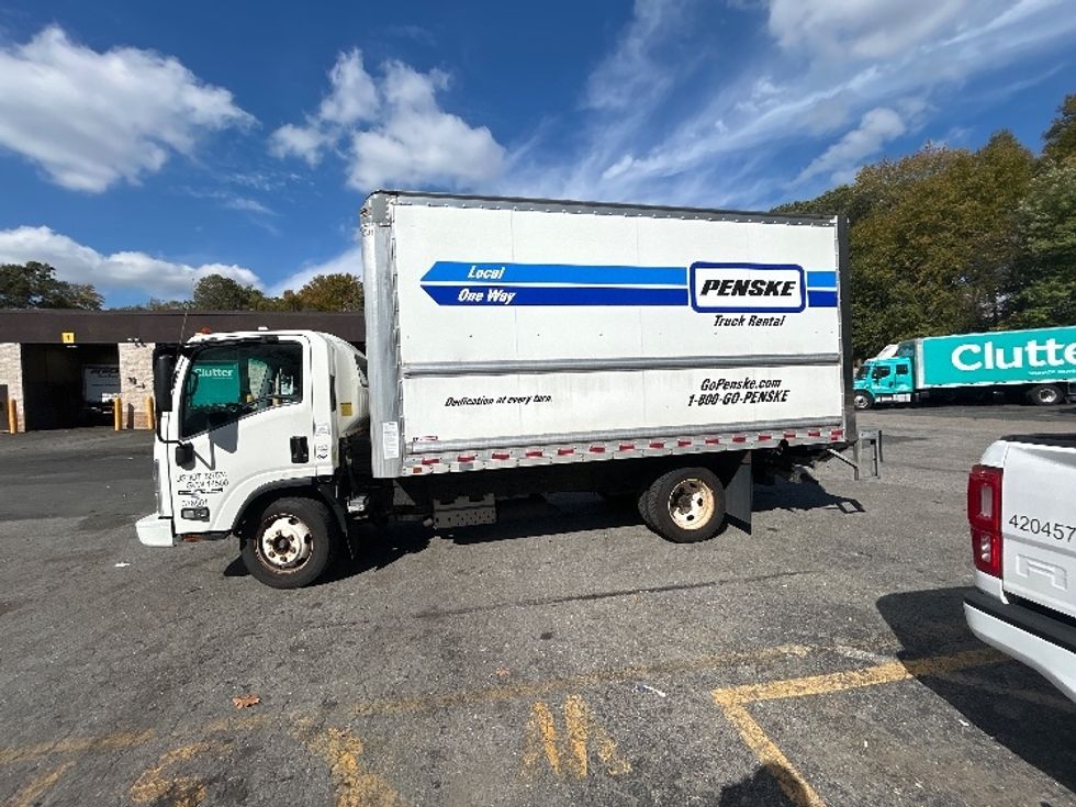 Light Duty Box Truck-Light and Medium Duty Trucks-Isuzu-2020-NPR EFI-Franklin-MA-79,813\n\t\tmiles-$ 37,750 - Image 4