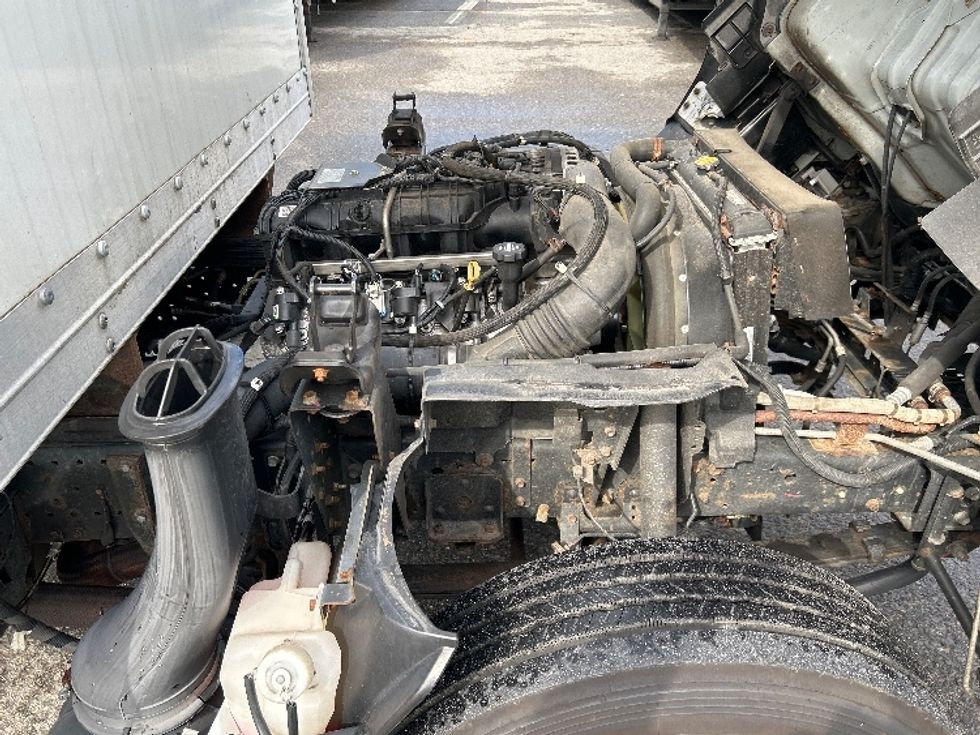 Light Duty Box Truck-Light and Medium Duty Trucks-Isuzu-2020-NPR EFI-Franklin-MA-93,595\n\t\tmiles-$ 36,500 - Image 23