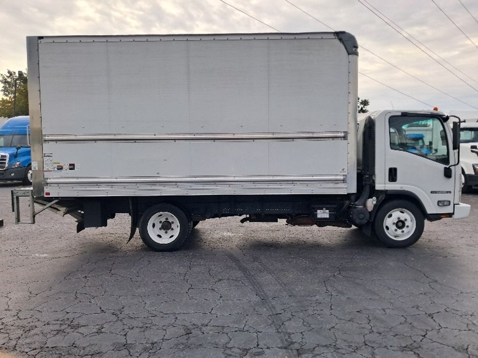Light Duty Box Truck-Light and Medium Duty Trucks-Isuzu-2020-NPR EFI-Greensboro-NC-79,841\n\t\tmiles-$ 41,500 - Image 15