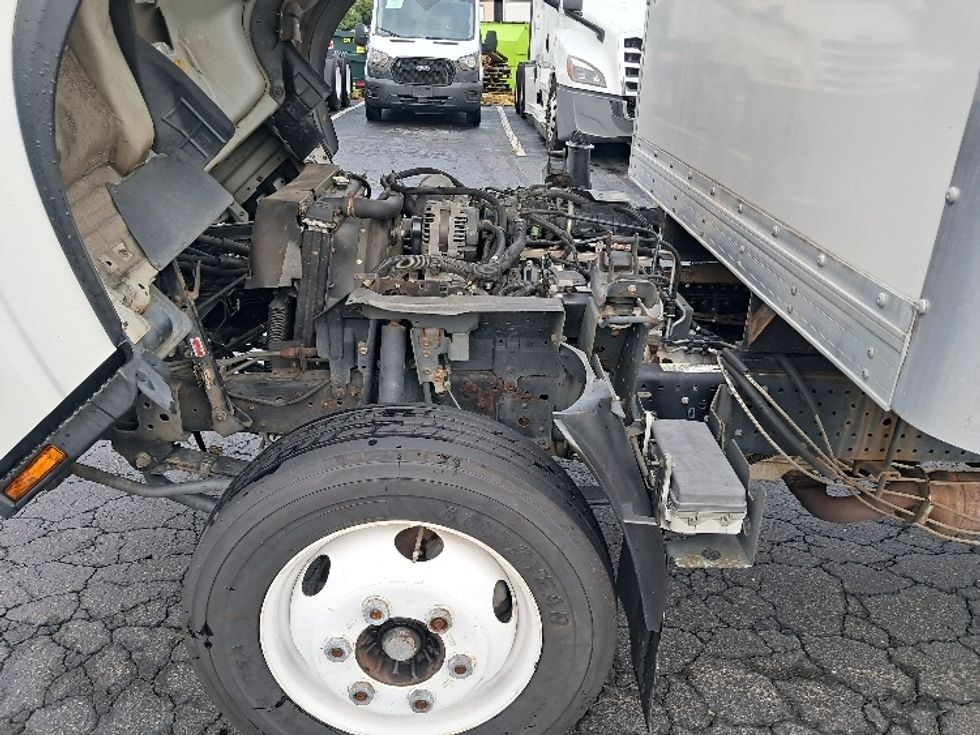 Light Duty Box Truck-Light and Medium Duty Trucks-Isuzu-2020-NPR EFI-Greensboro-NC-79,841\n\t\tmiles-$ 41,500 - Image 24