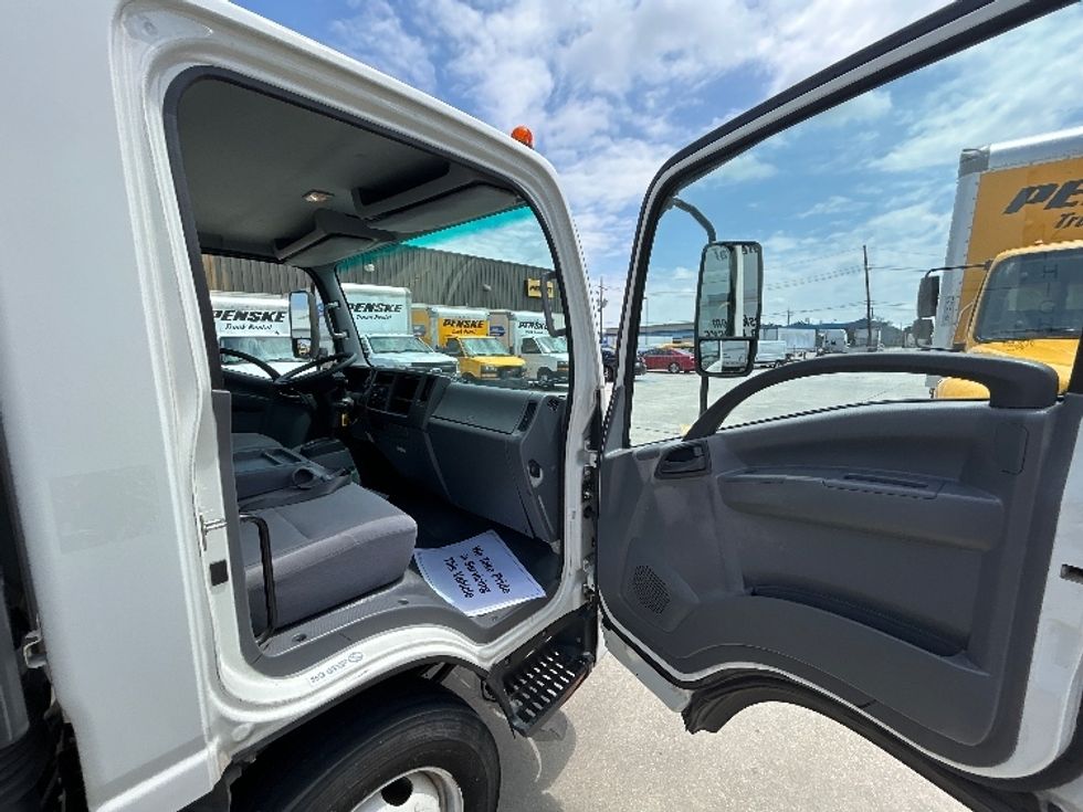 Light Duty Box Truck-Light and Medium Duty Trucks-Isuzu-2020-NPR EFI-Hammond-LA-68,192\n\t\tmiles-$ 42,750 - Image 20