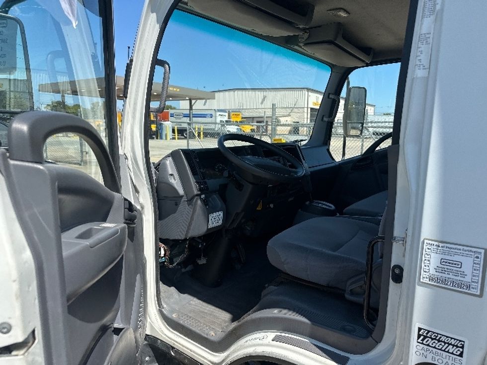 Light Duty Box Truck-Light and Medium Duty Trucks-Isuzu-2020-NPR EFI-Hammond-LA-90,581\n\t\tmiles-$ 40,500 - Image 16