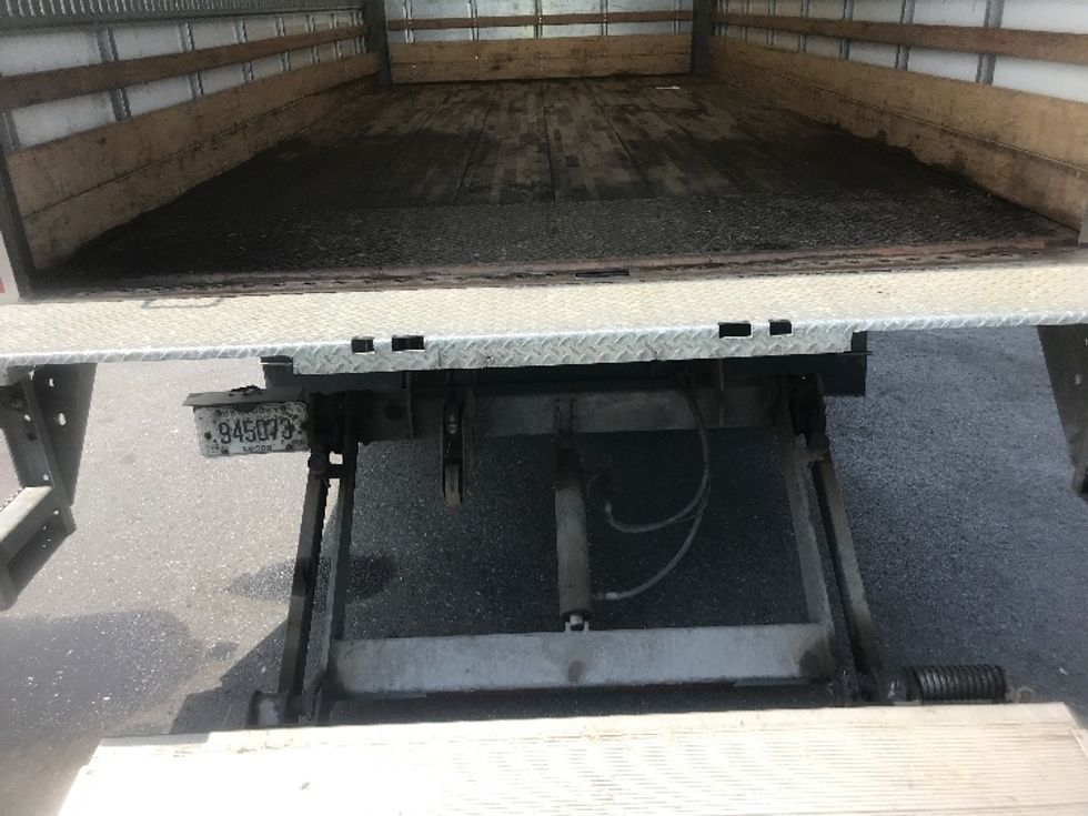 Light Duty Box Truck-Light and Medium Duty Trucks-Isuzu-2020-NPR EFI-Harrisburg-PA-105,250\n\t\tmiles-$ 18,500 - Image 10