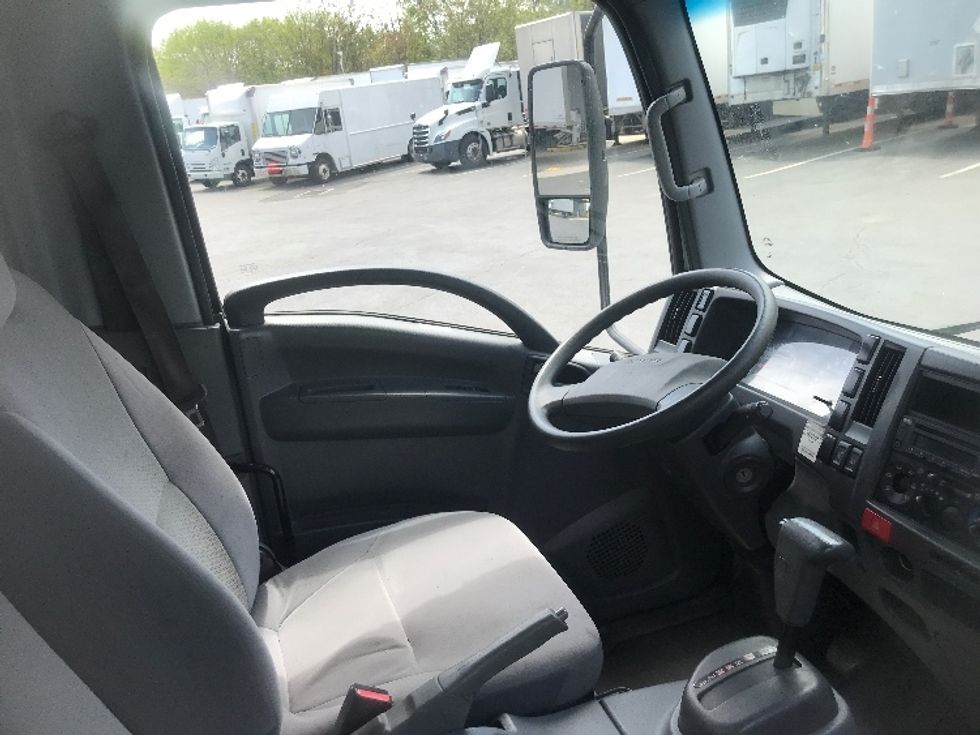 Light Duty Box Truck-Light and Medium Duty Trucks-Isuzu-2020-NPR EFI-Harrisburg-PA-105,250\n\t\tmiles-$ 18,500 - Image 22