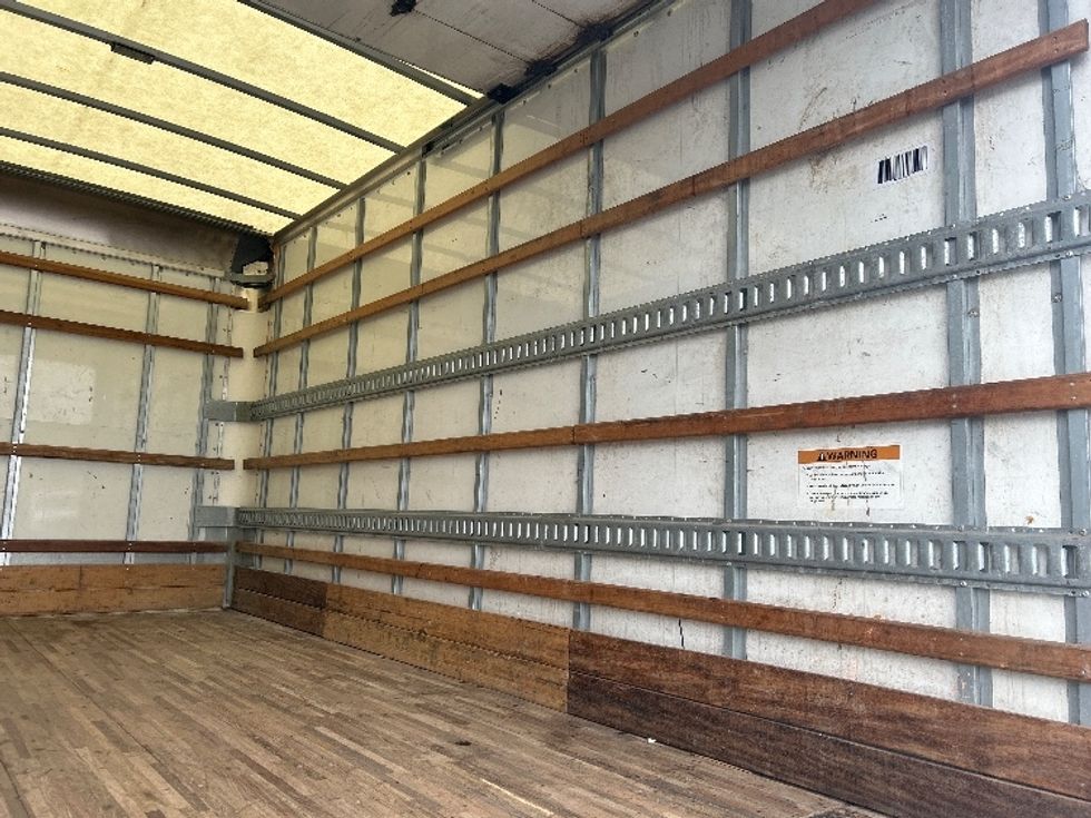 Light Duty Box Truck-Light and Medium Duty Trucks-Isuzu-2020-NPR EFI-Hazleton-PA-88,084\n\t\tmiles-$ 40,750 - Image 12