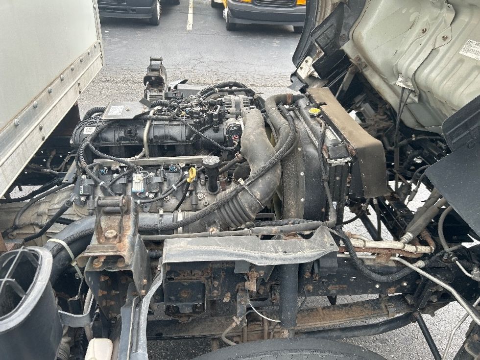 Light Duty Box Truck-Light and Medium Duty Trucks-Isuzu-2020-NPR EFI-Hazleton-PA-88,084\n\t\tmiles-$ 40,750 - Image 23