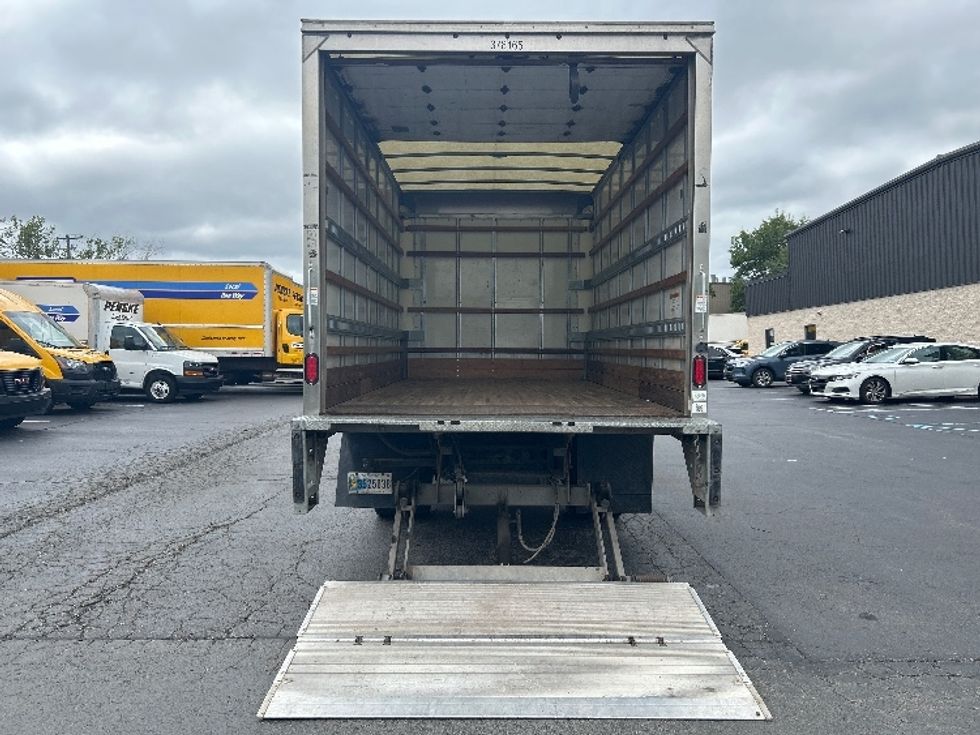 Light Duty Box Truck-Light and Medium Duty Trucks-Isuzu-2020-NPR EFI-Hazleton-PA-88,084\n\t\tmiles-$ 40,750 - Image 9