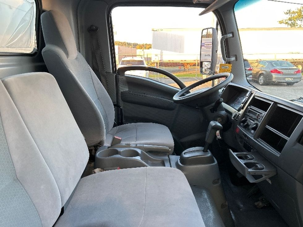 Light Duty Box Truck-Light and Medium Duty Trucks-Isuzu-2020-NPR EFI-Homewood-AL-91,564\n\t\tmiles-$ 38,750 - Image 22