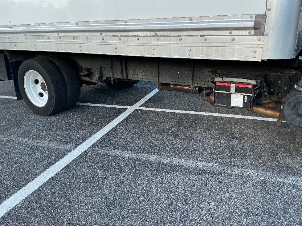 Light Duty Box Truck-Light and Medium Duty Trucks-Isuzu-2020-NPR EFI-Homewood-AL-94,586\n\t\tmiles-$ 40,000 - Image 14