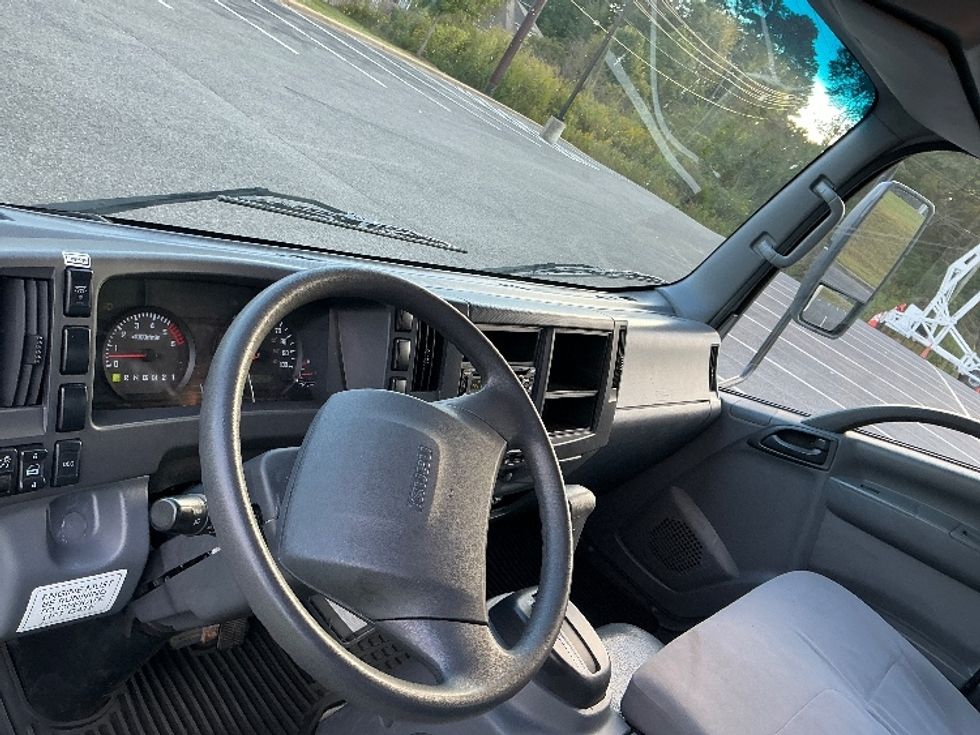 Light Duty Box Truck-Light and Medium Duty Trucks-Isuzu-2020-NPR EFI-Homewood-AL-94,586\n\t\tmiles-$ 40,000 - Image 17