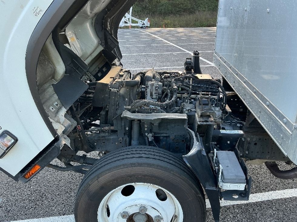 Light Duty Box Truck-Light and Medium Duty Trucks-Isuzu-2020-NPR EFI-Homewood-AL-94,586\n\t\tmiles-$ 40,000 - Image 24