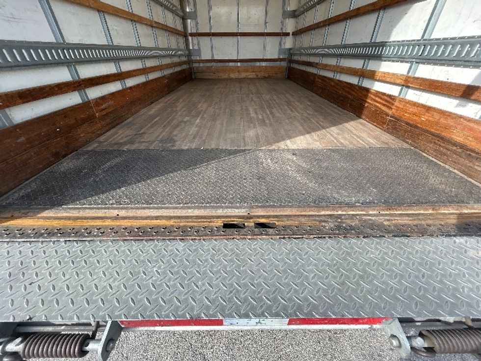 Light Duty Box Truck-Light and Medium Duty Trucks-Isuzu-2020-NPR EFI-Houston-TX-102,210\n\t\tmiles-$ 38,500 - Image 10