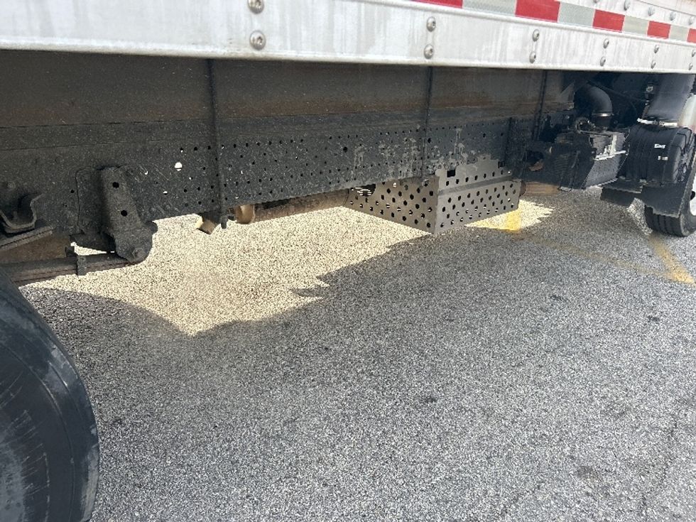 Light Duty Box Truck-Light and Medium Duty Trucks-Isuzu-2020-NPR EFI-Houston-TX-102,210\n\t\tmiles-$ 38,500 - Image 14