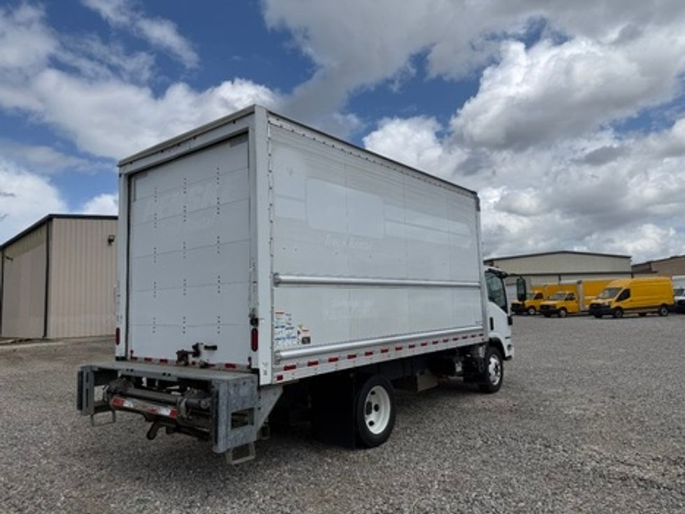 Light Duty Box Truck-Light and Medium Duty Trucks-Isuzu-2020-NPR EFI-Hueytown-AL-125,228\n\t\tmiles-$ 35,750 - Image 15