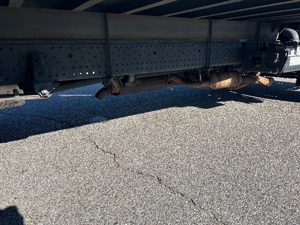 Light Duty Box Truck-Light and Medium Duty Trucks-Isuzu-2020-NPR EFI-Huntington-WV-138,067\n\t\tmiles-$ 34,500 - Image 13