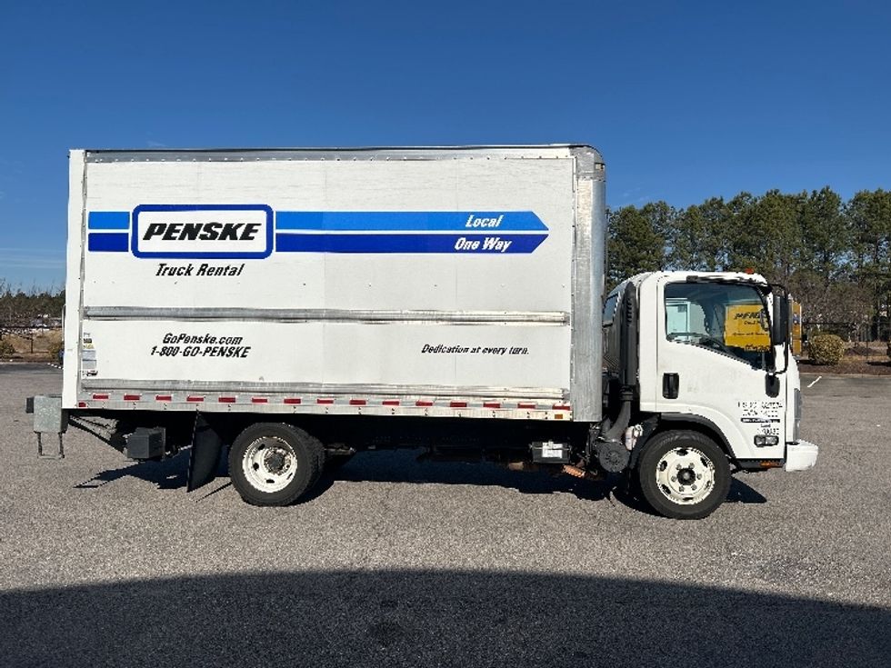 Light Duty Box Truck-Light and Medium Duty Trucks-Isuzu-2020-NPR EFI-Huntington-WV-138,067\n\t\tmiles-$ 34,500 - Image 14