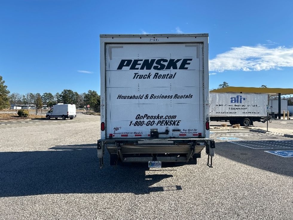 Light Duty Box Truck-Light and Medium Duty Trucks-Isuzu-2020-NPR EFI-Huntington-WV-138,067\n\t\tmiles-$ 34,500 - Image 6