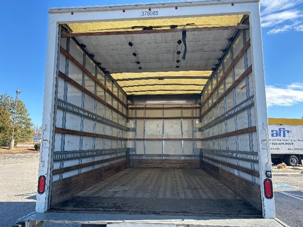 Light Duty Box Truck-Light and Medium Duty Trucks-Isuzu-2020-NPR EFI-Huntington-WV-138,067\n\t\tmiles-$ 34,500 - Image 7
