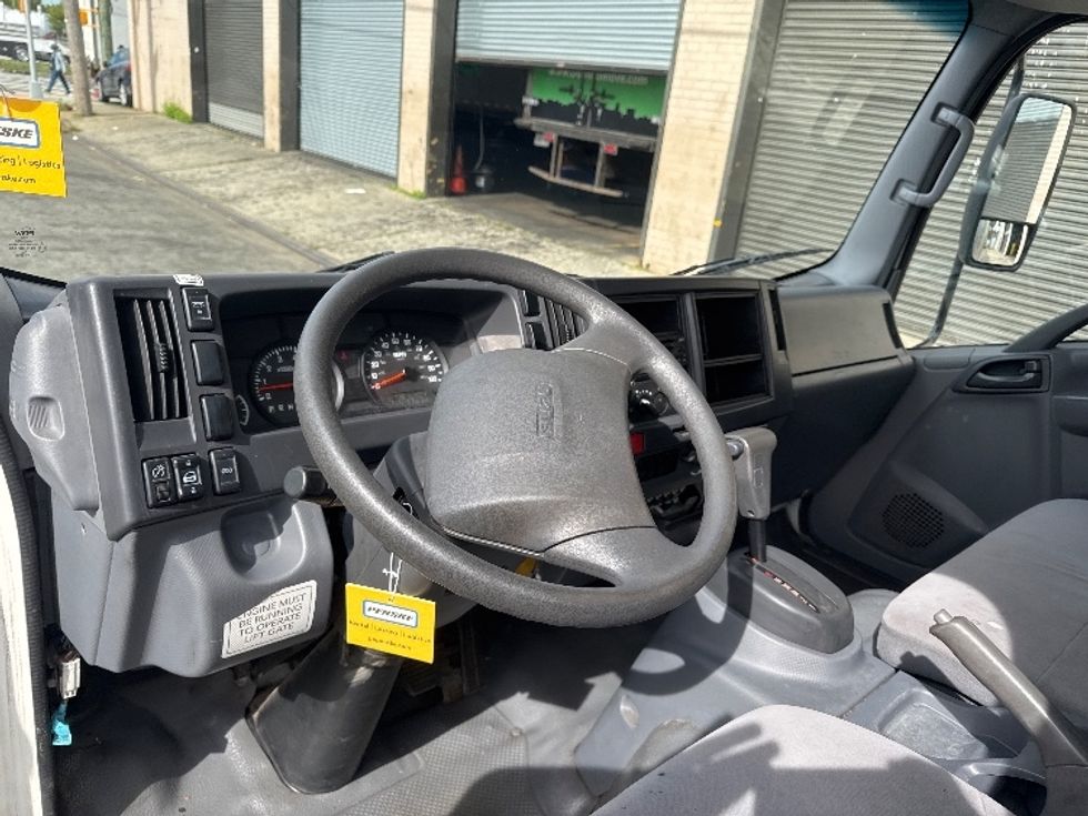 Light Duty Box Truck-Light and Medium Duty Trucks-Isuzu-2020-NPR EFI-Jamaica-NY-67,573\n\t\tmiles-$ 41,000 - Image 17