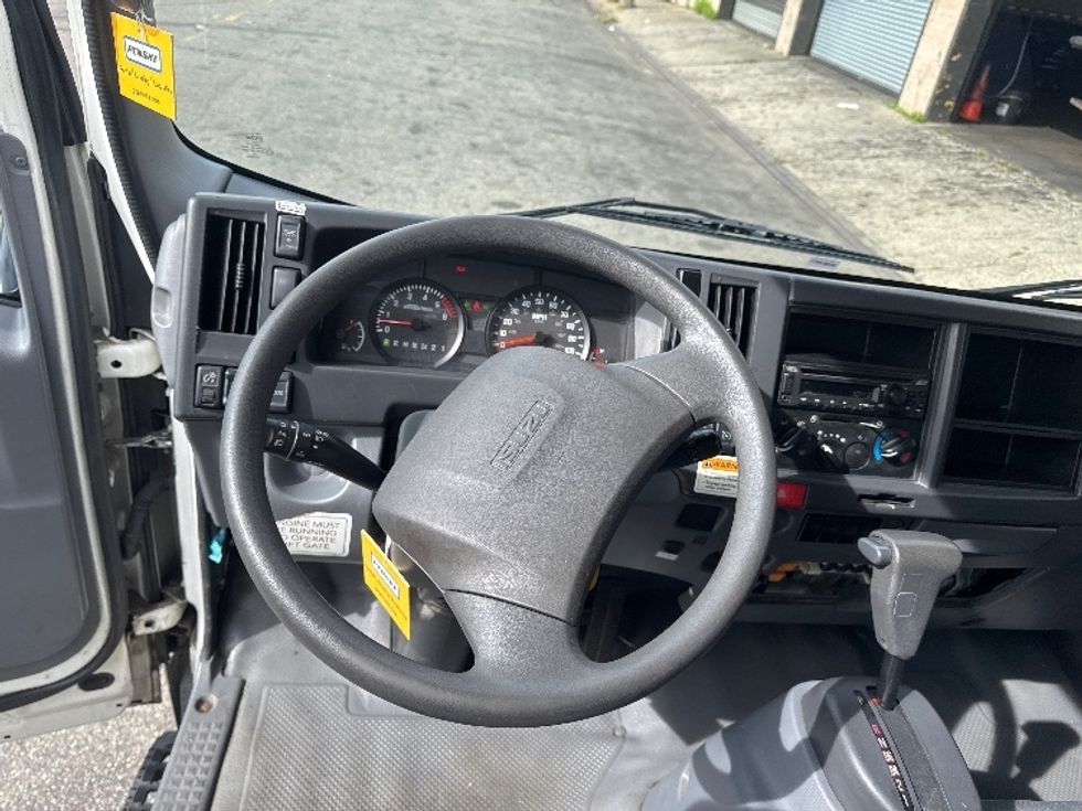 Light Duty Box Truck-Light and Medium Duty Trucks-Isuzu-2020-NPR EFI-Jamaica-NY-67,573\n\t\tmiles-$ 41,000 - Image 18